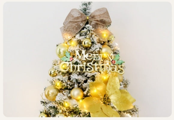 Besneeuwde kerstboom met timer en 27 ornamenten - tafeldecoratie met 80 takken