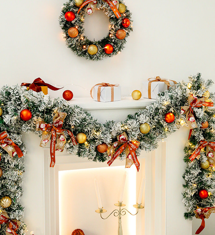 24 inch voorverlichte kerstkrans met lampjes - kunstmatige slinger met dennenappels, rode bessen, strik voor voordeur, muur, binnen- en buitendecoratie