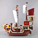 Creatieve Thousand Sunny Scheepsmodel Bouwblokken Cartoon Anime 9 Figuren Piratenboot Bouwstenen Speelgoed Kerstcadeaus voor Kinderen 1551 stuks